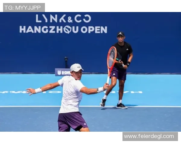 杭州网球队表现分析：整体压制策略的成效与不足之处探讨