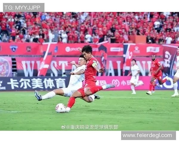 重庆引进足球明星名单揭晓新赛季球队实力大增引发球迷热议